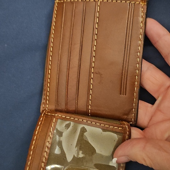 Fossil Men's Brown Leather Wallet - Picture 5 of 6